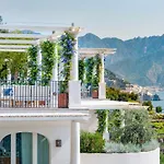 Borgo Santandrea ホテル