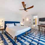 ホテル Borgo Santandrea 5*