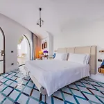 ホテル Borgo Santandrea 5*