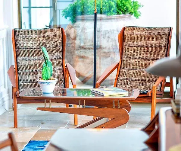 Borgo Santandrea Otel