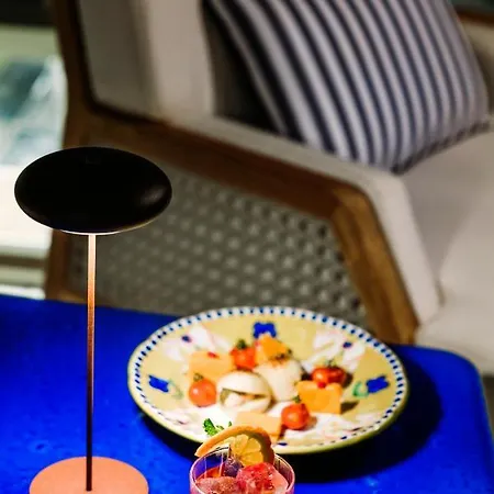 Hotel Borgo Santandrea 5*