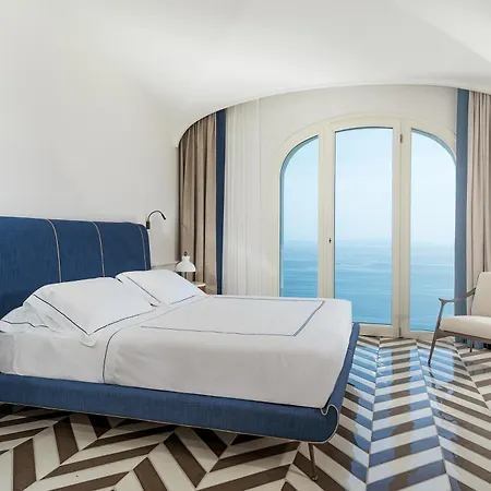 酒店 Borgo Santandrea 5*