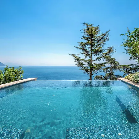 Borgo Santandrea 5*