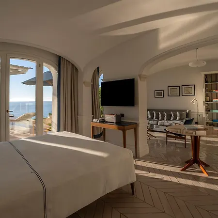 Borgo Santandrea فندق