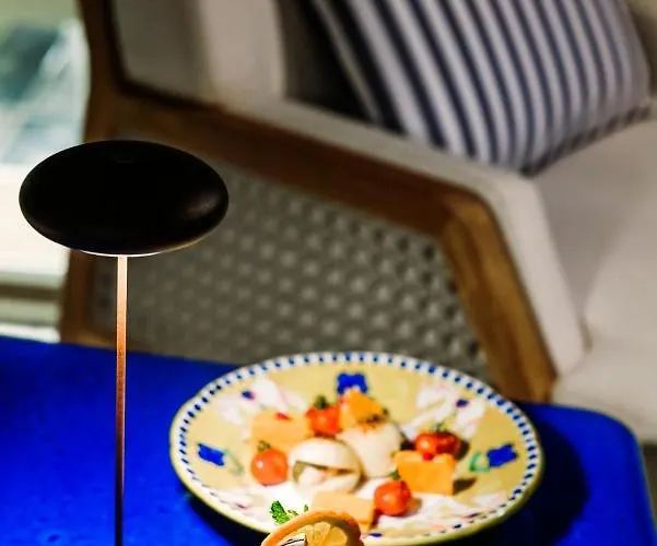 Hotel Borgo Santandrea 5*