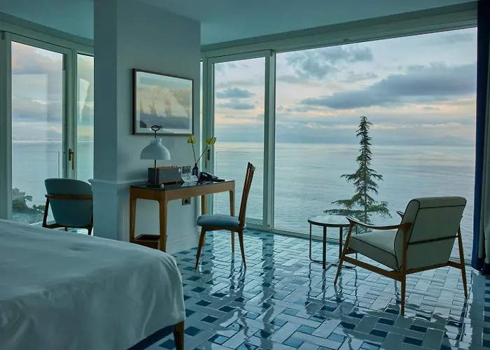 Borgo Santandrea Hotel 5*